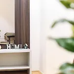 Apartment Grandeur